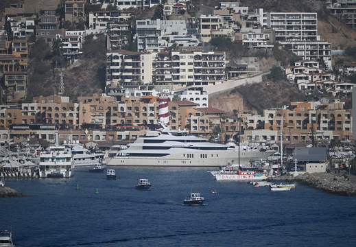 Lighthouse & Yachts